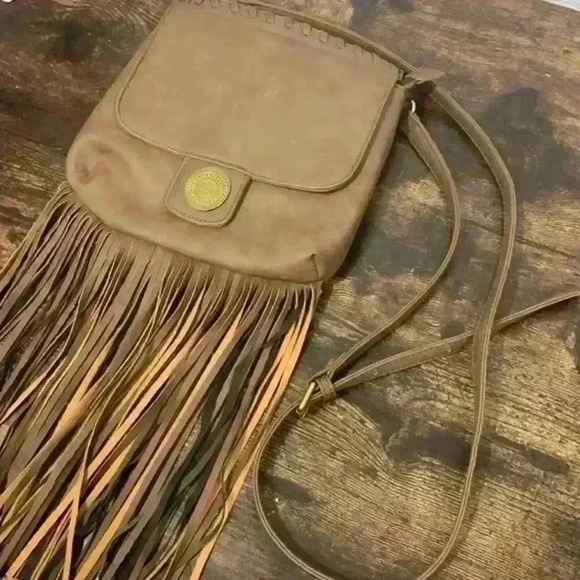 Charming Charlie fringe leather crossbody/shoulder bag - Picture 4 of 9